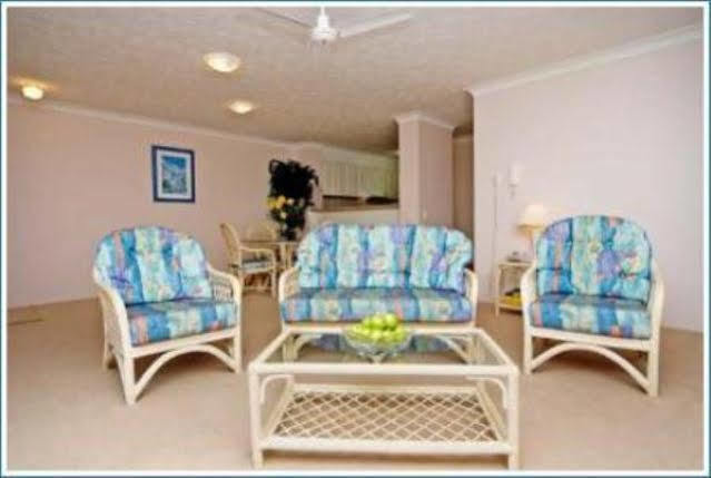 Koala Cove Holiday Apartments โกลด์โคสต์ ภายนอก รูปภาพ