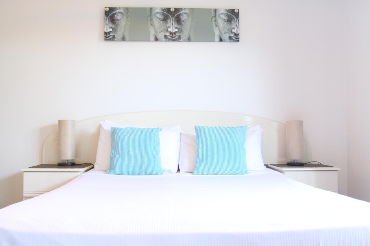 Koala Cove Holiday Apartments โกลด์โคสต์ ภายนอก รูปภาพ